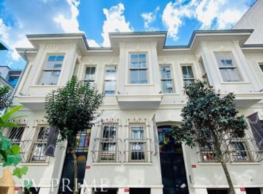 Шикарные апартаменты в Стамбуле с видом на море, в Шишли, на продажу