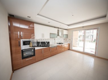 Комфортные апартаменты в Стамбуле, в Бююкчекмедже, с видом на Мраморное море на продажу