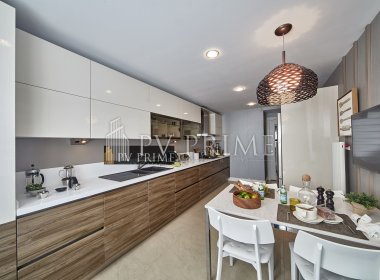 Престижные апартаменты в Стамбуле с видом на море, в Бейликдюзю, на продажу